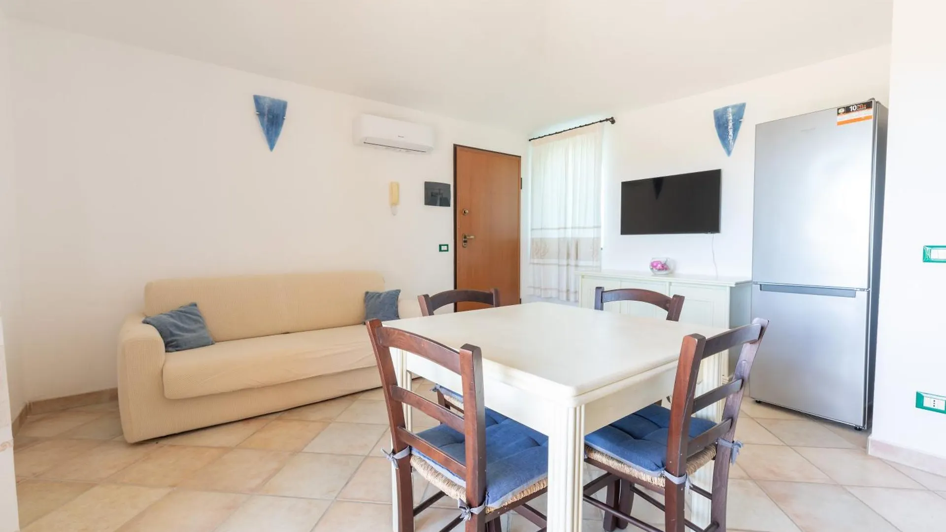 Pensionat Charming Room With Two Beds -2 Minutes To The Beach- Olbia