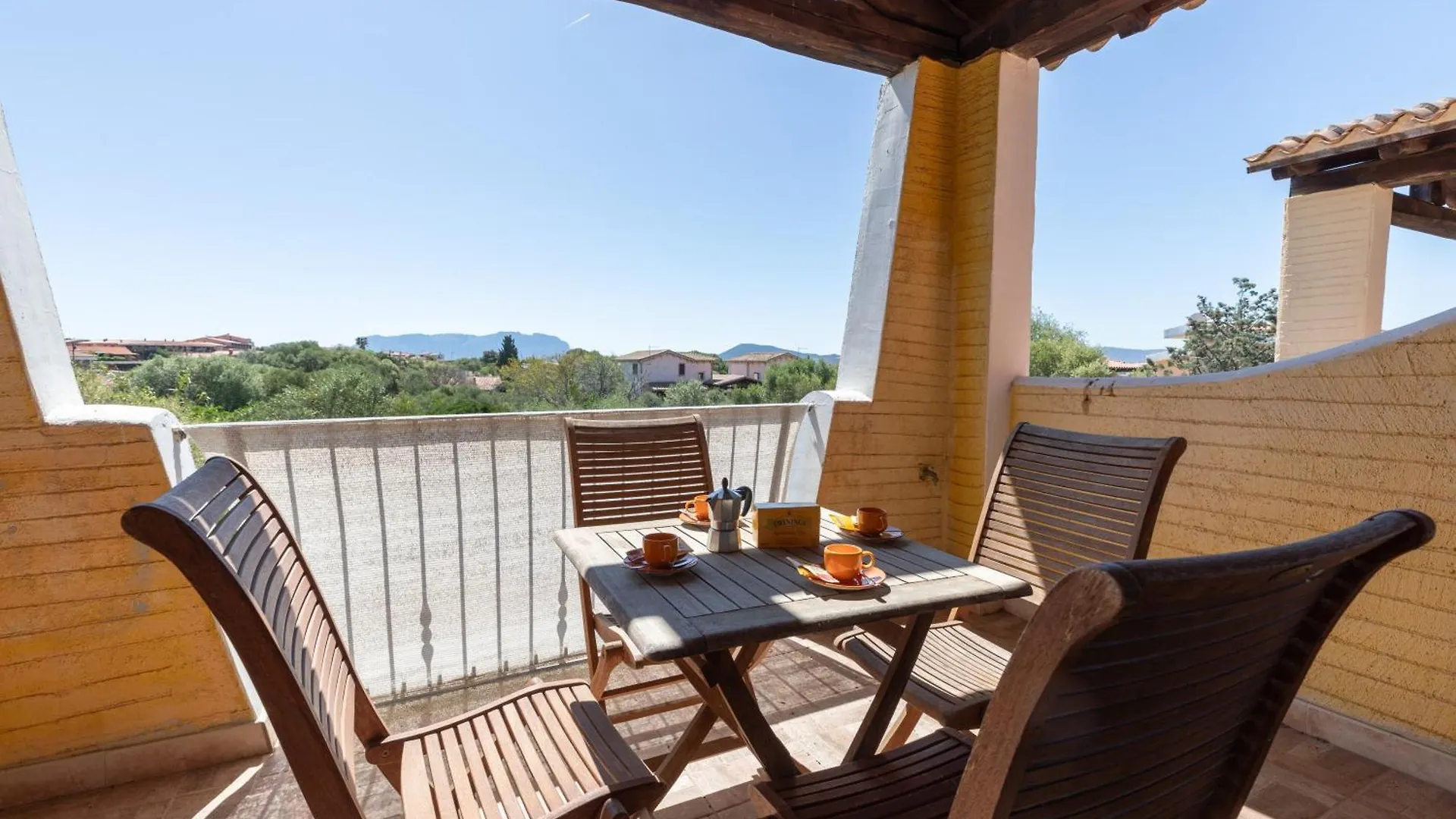Charming Room With Two Beds -2 Minutes To The Beach- Olbia Italien