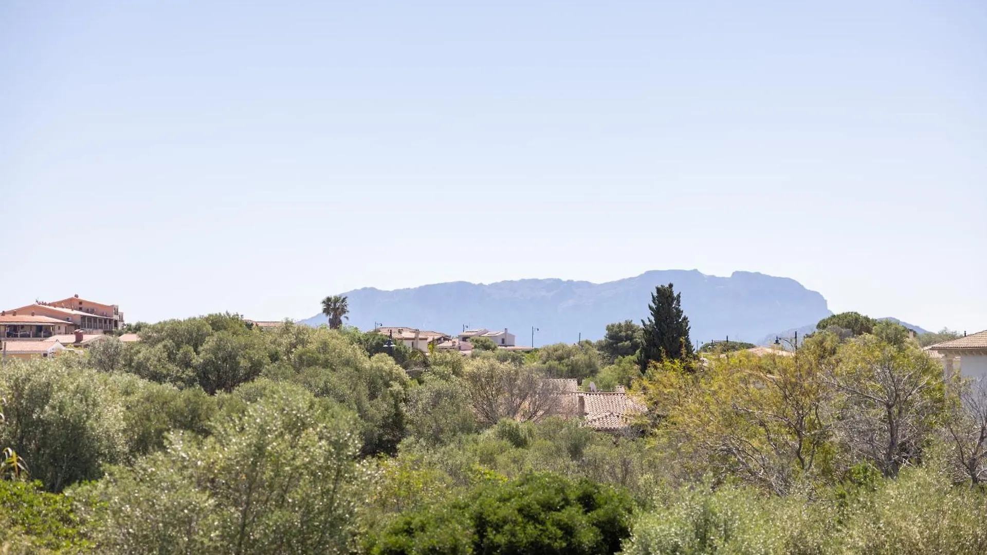 Charming Room With Two Beds -2 Minutes To The Beach- Olbia Pensionat
